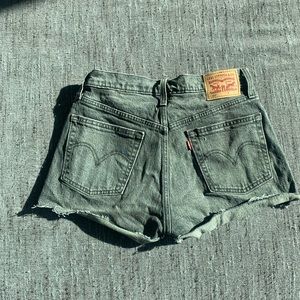 black levi 501 shorts
